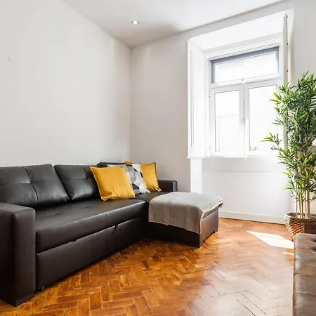 Apartment Bairro Alto Gaveas Family Lisbon