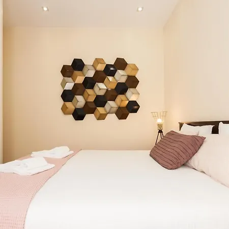 Apartment Bairro Alto Gaveas Family Lisbon